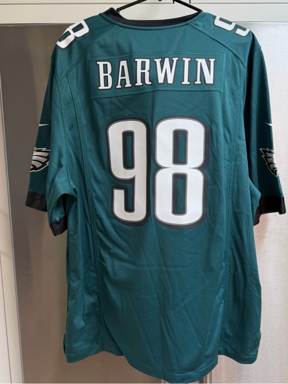 ONLY WORN ONE TIME!! Philadelphia Eagles Men's Replica Jersey  #98 Barwin Sz XL